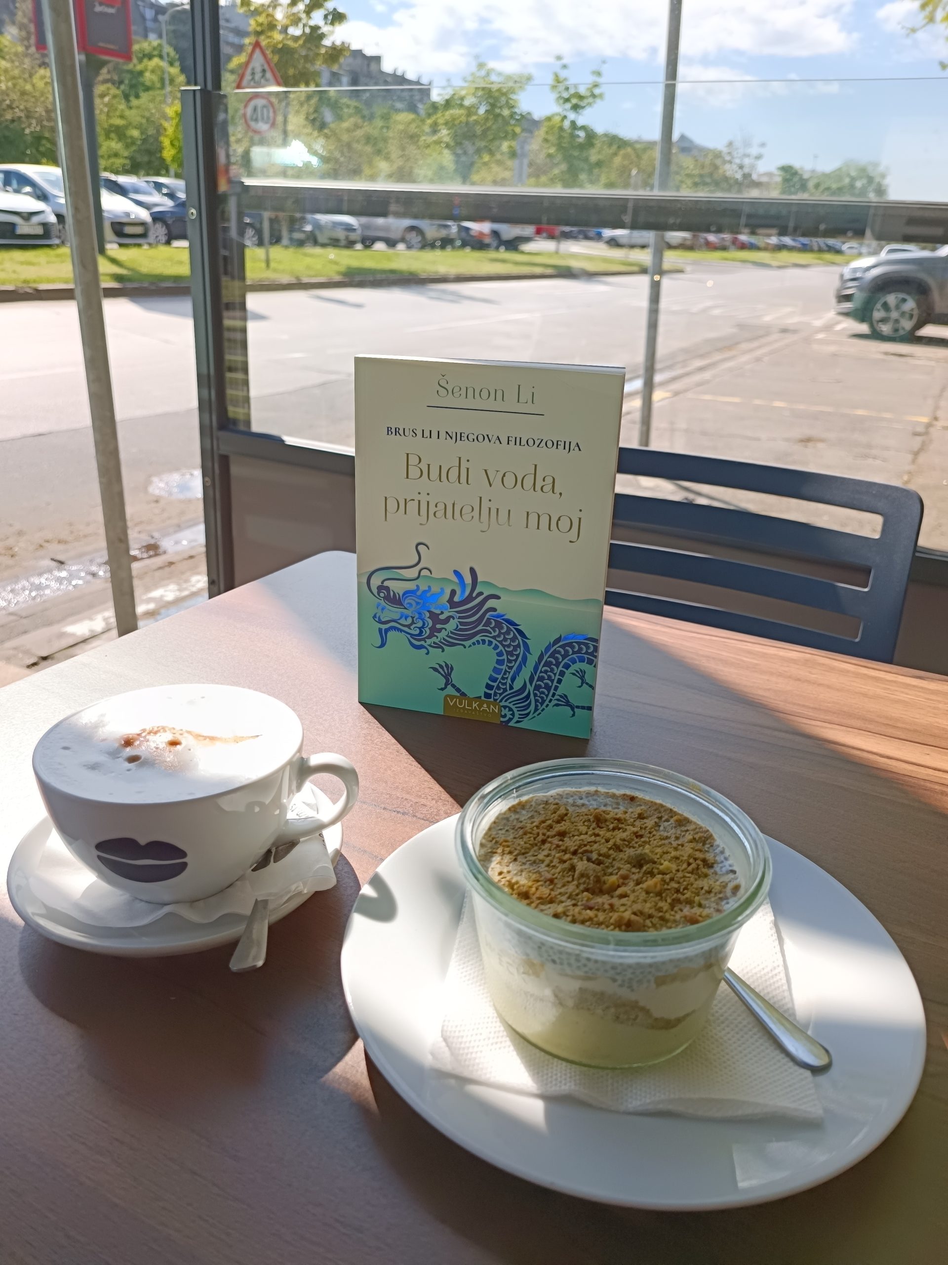 Budi voda moj prijatelju be water my friend Shannon Lee Šenon Li Brus Li Bruce Lee