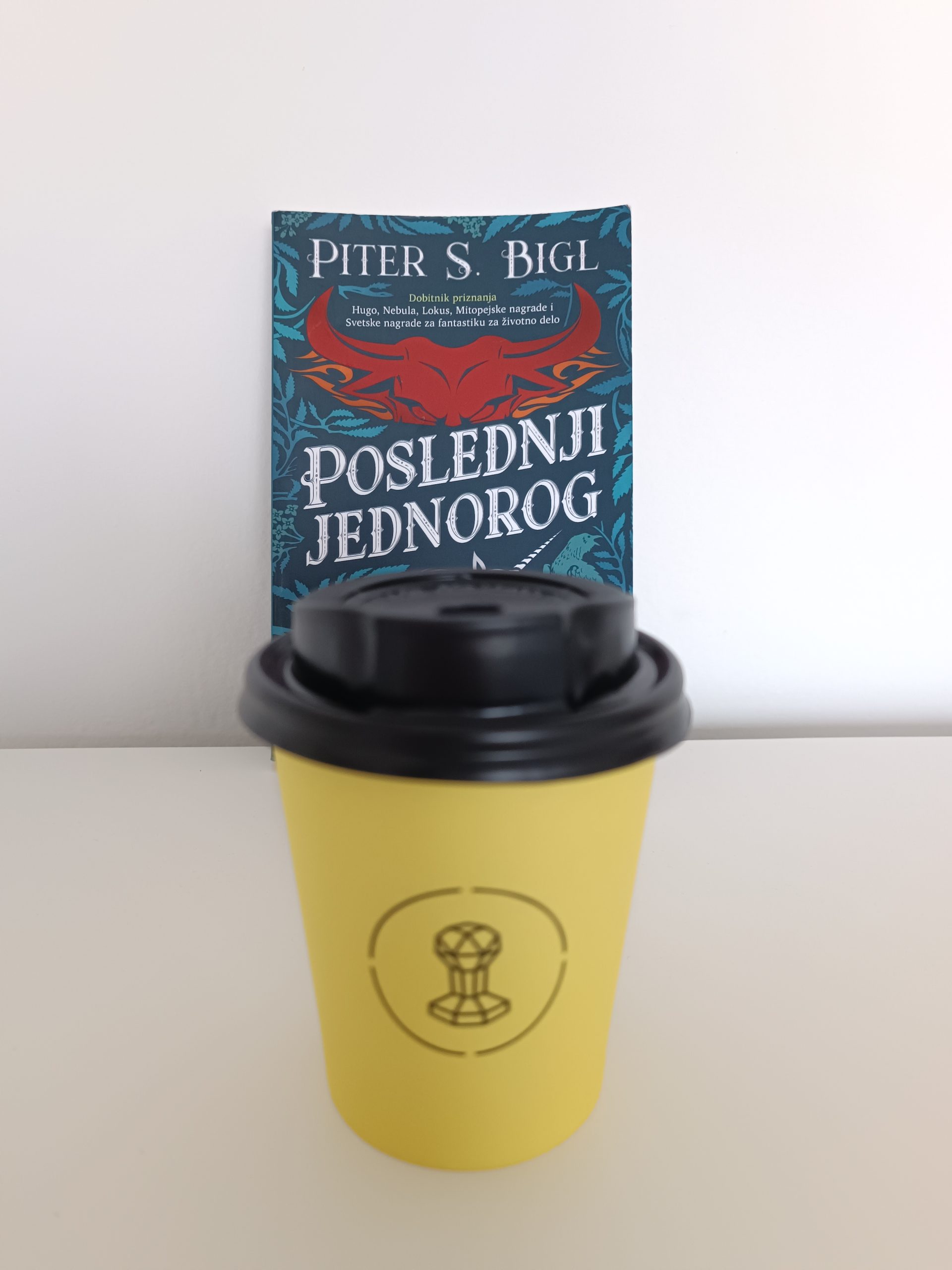 Poslednji jednorog Last unicorn Piter Bigl Peter Beagle Kafa i knjiga kafaiknjigacom