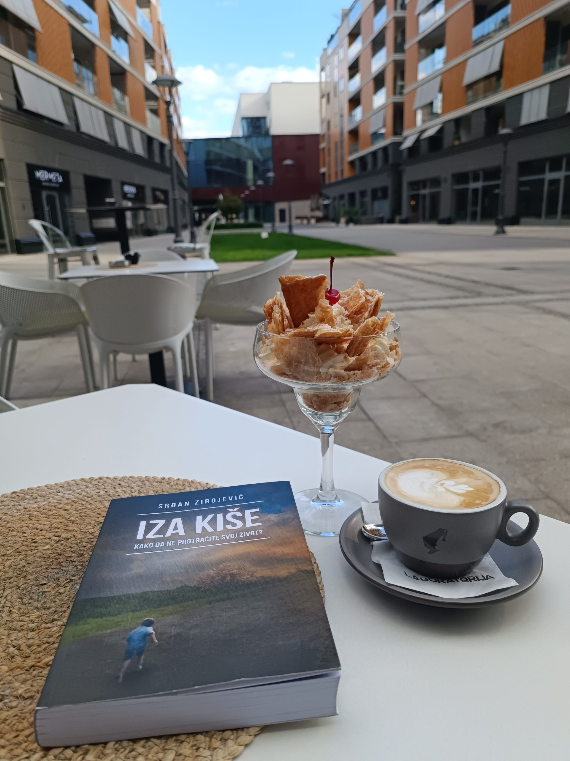 Iza kiše Srđan Zirojević Kafa i Knjiga BrankoS